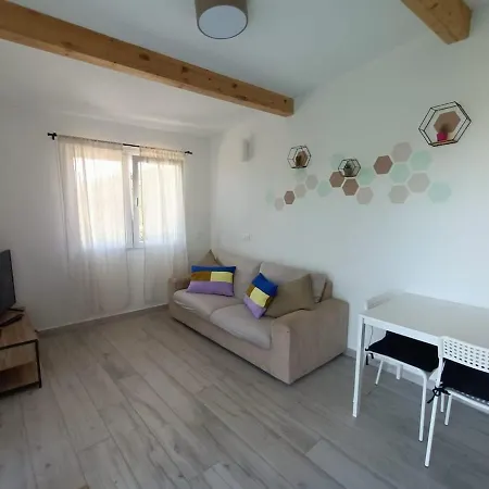 Casetta Ludo&fili Holiday home Sole Ruiu